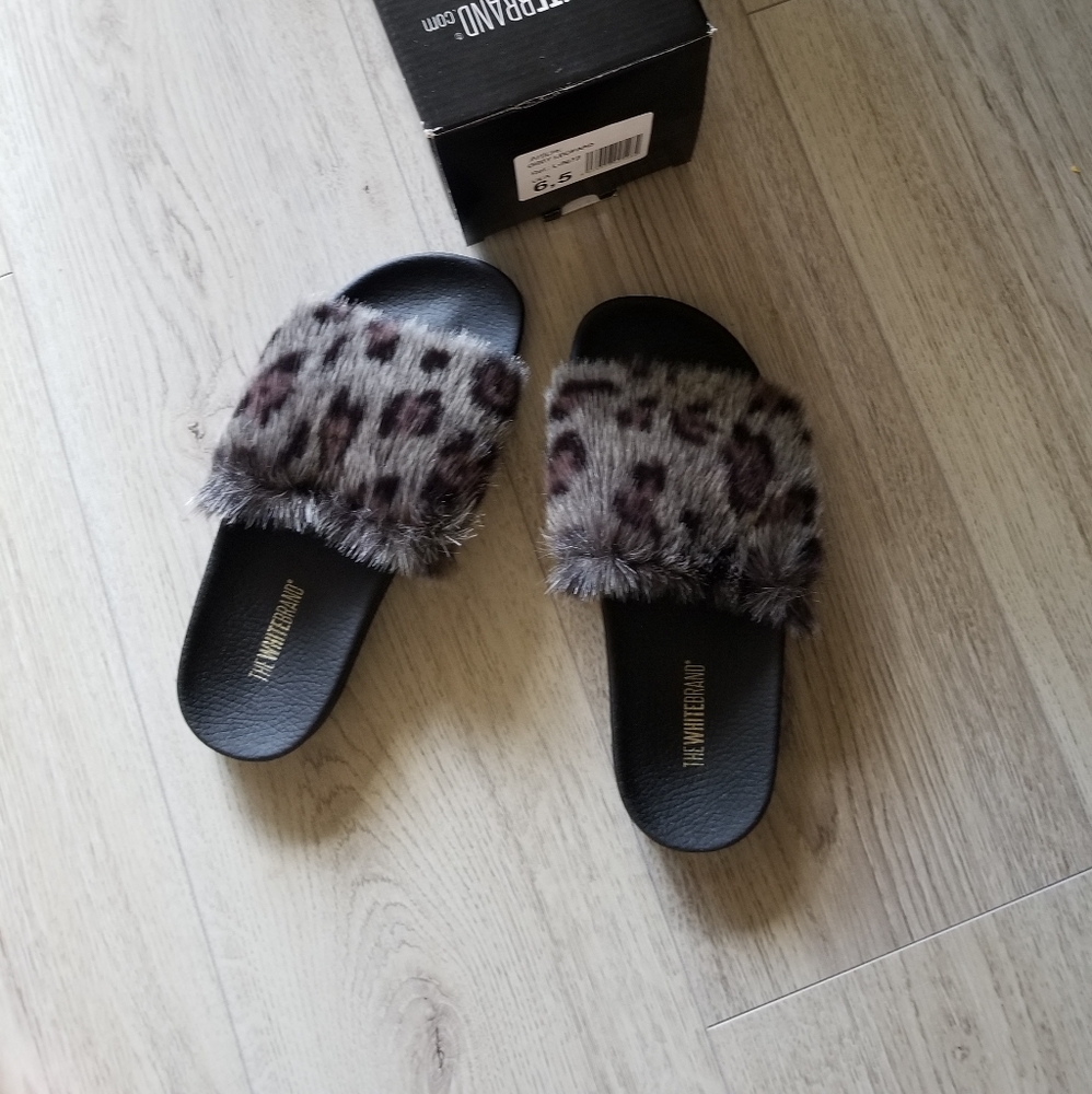 SLIDE